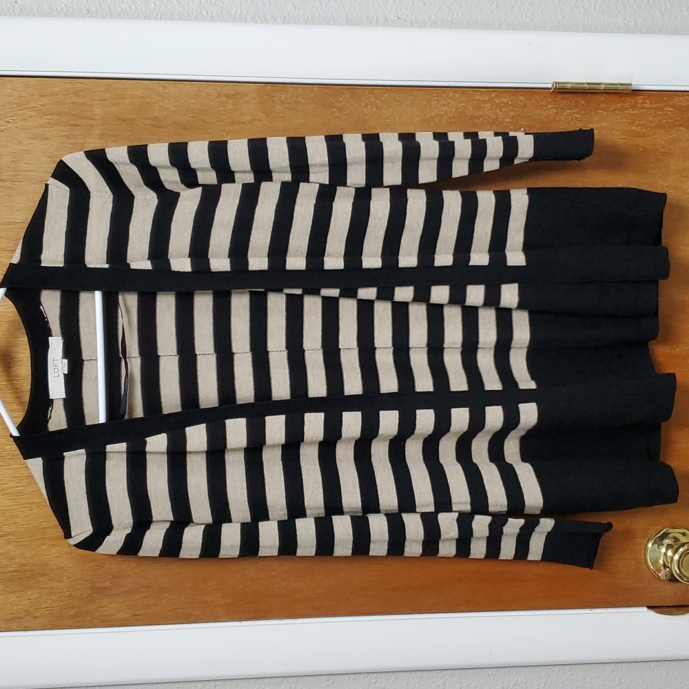 Loft cardigan